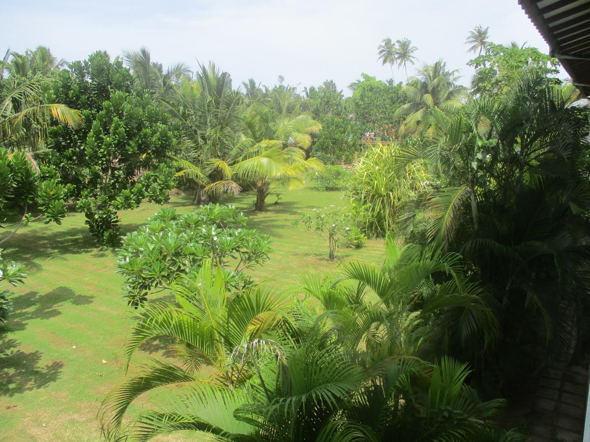 Raja Beach Hotel Balapitiya Exterior foto